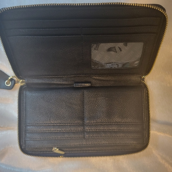 Steve Madden - Navy Blue and Pink Wallet, 8x5x1 - Picture 4 of 11